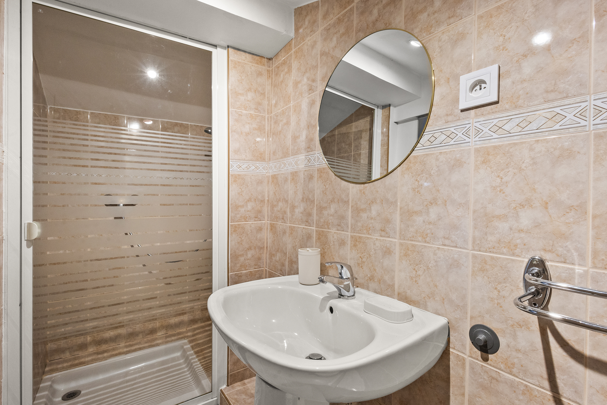 Studio Eva au Suquet - Salle de douche
