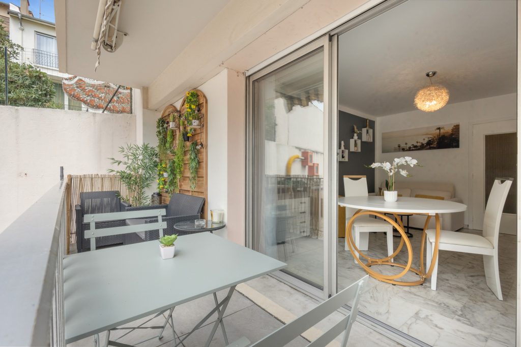 Studio Carla à Cannes - Studio avec terrasse dans le centre-ville au calme