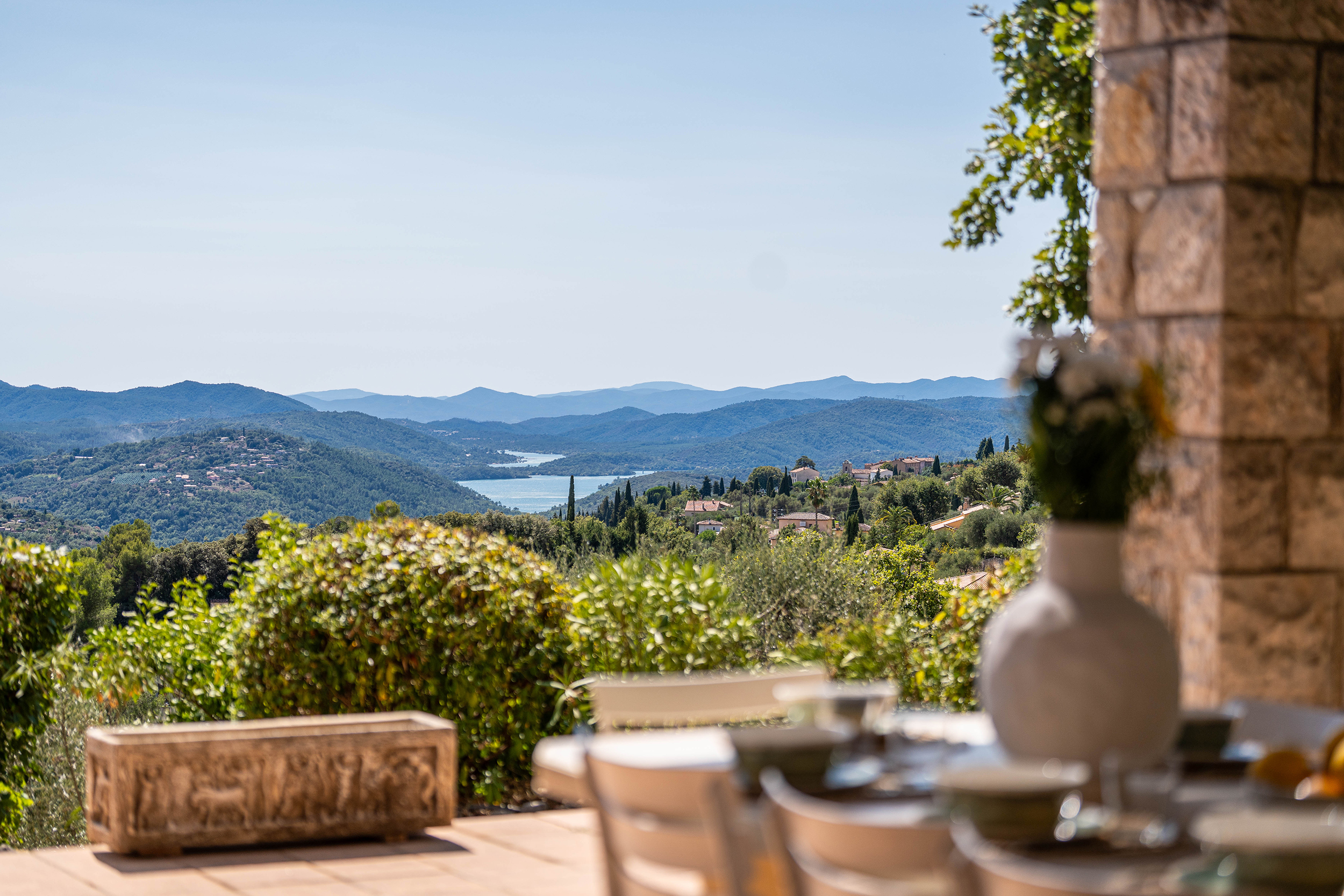 Villa Héliade - Vue sur le lac de Saint-Cassien