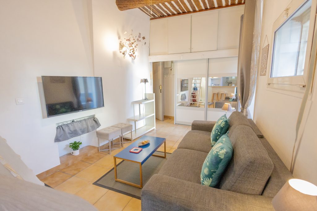 Studio Antoine à Cannes - Canapé lit