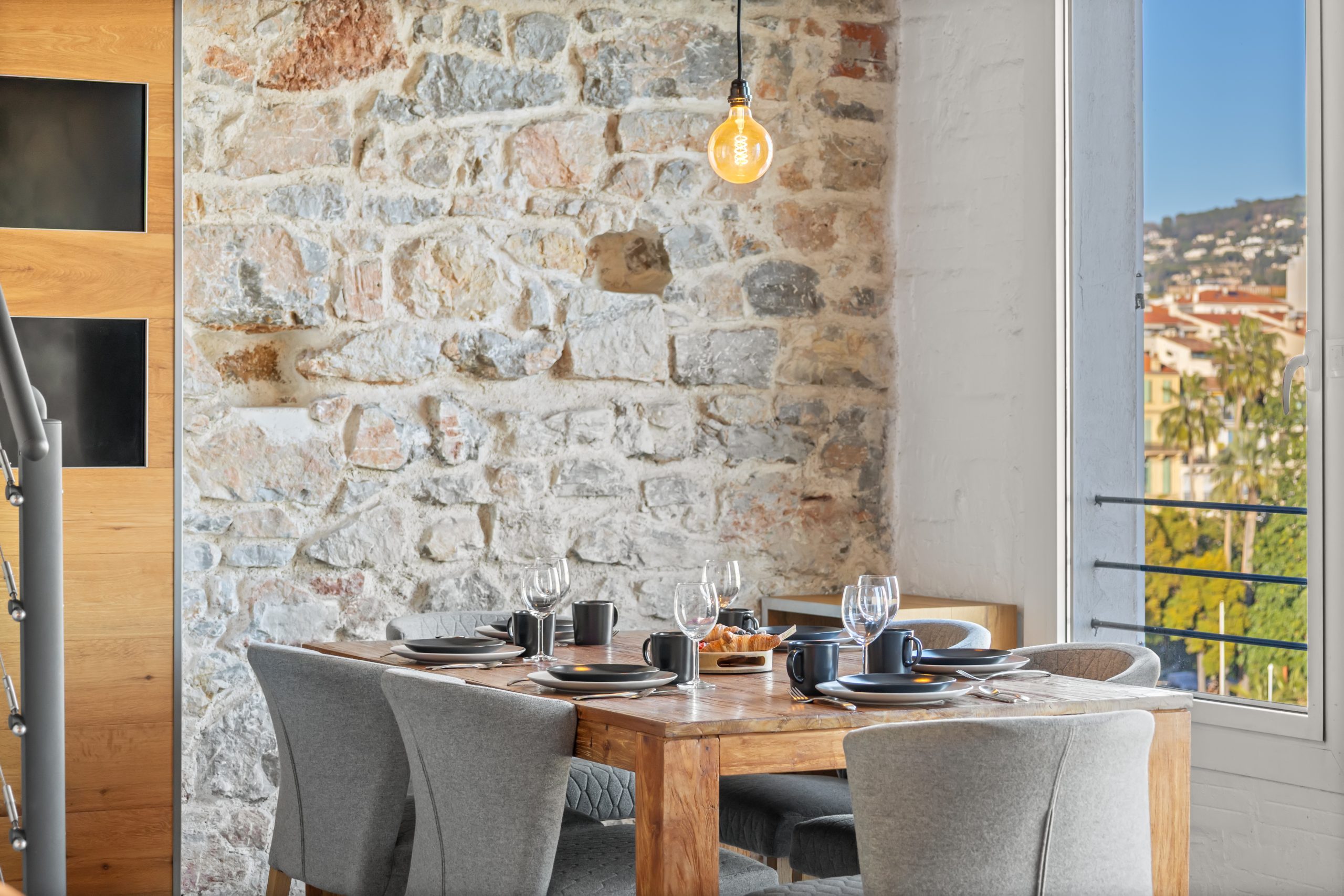 Duplex Saint-Pierre - Détail salle à manger