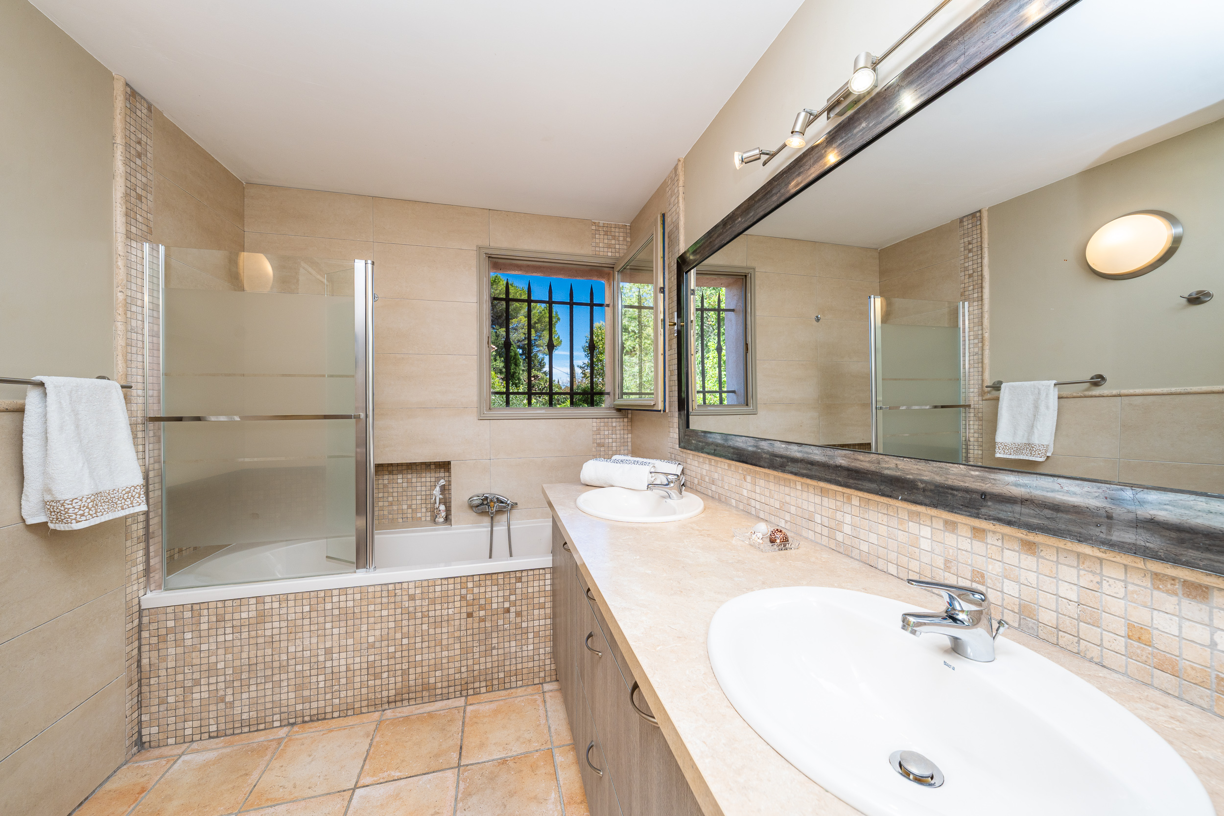 Villa la Rose de Pierre - Salle de bain n°2
