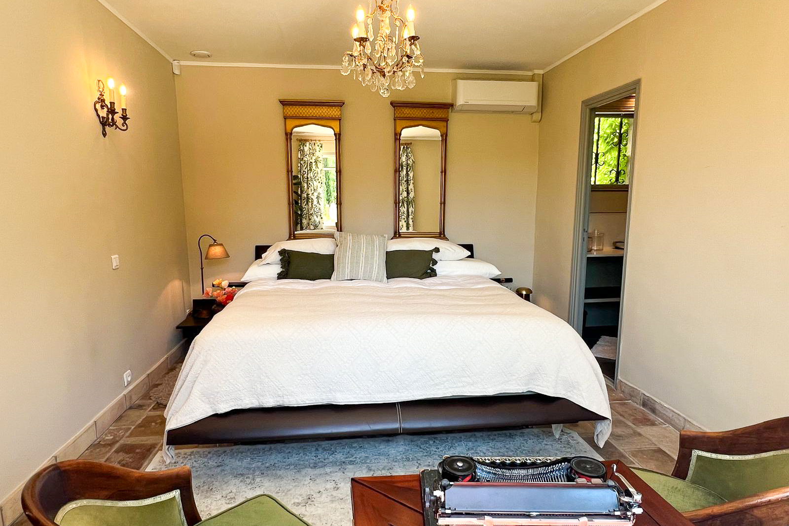 Bedroom 2-2