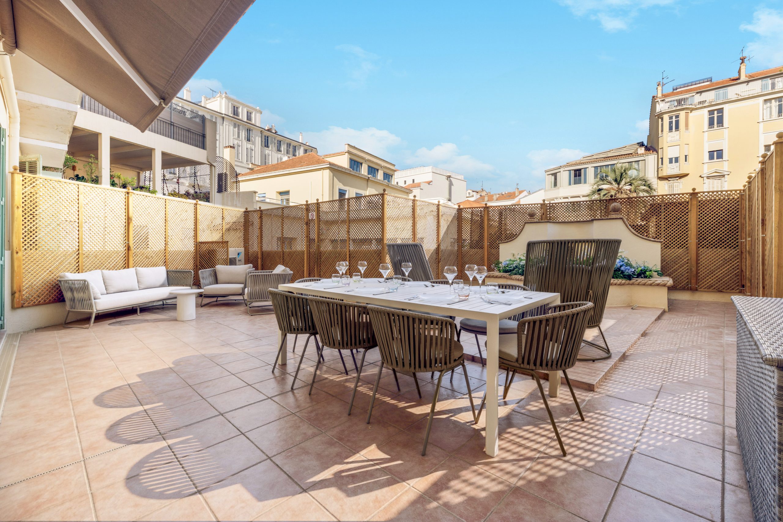 Appartement Jean - Terrasse avec espace repas